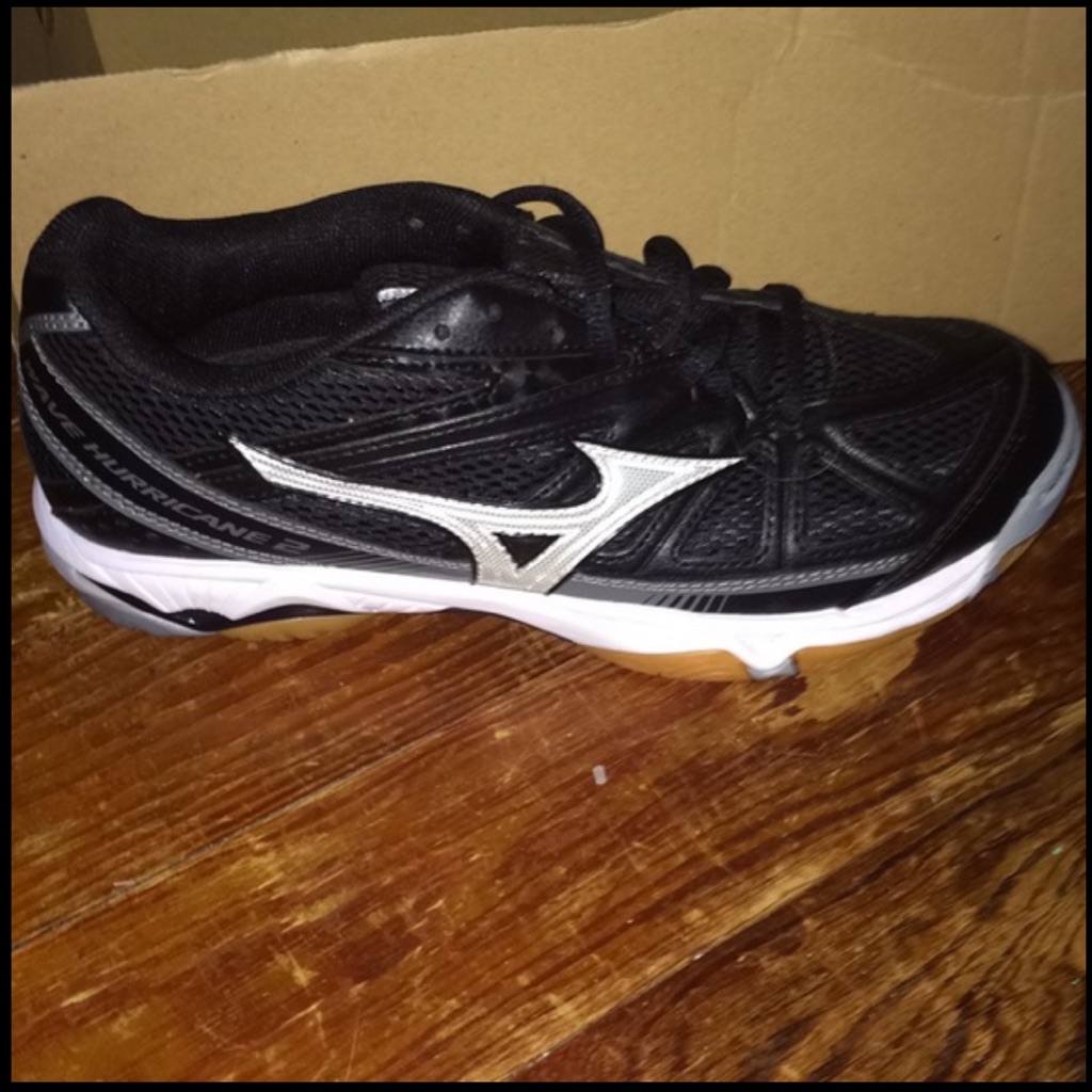 Womens Mizuno Wave Hurricane 2